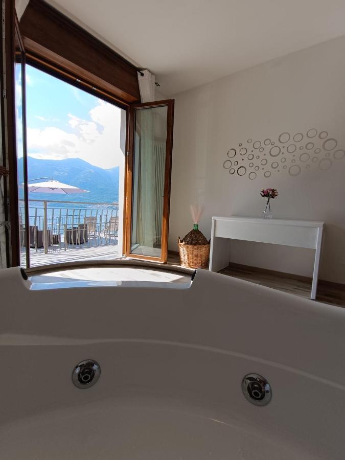 Dudi Jolie Maison - Jacuzzi Лезено Экстерьер фото